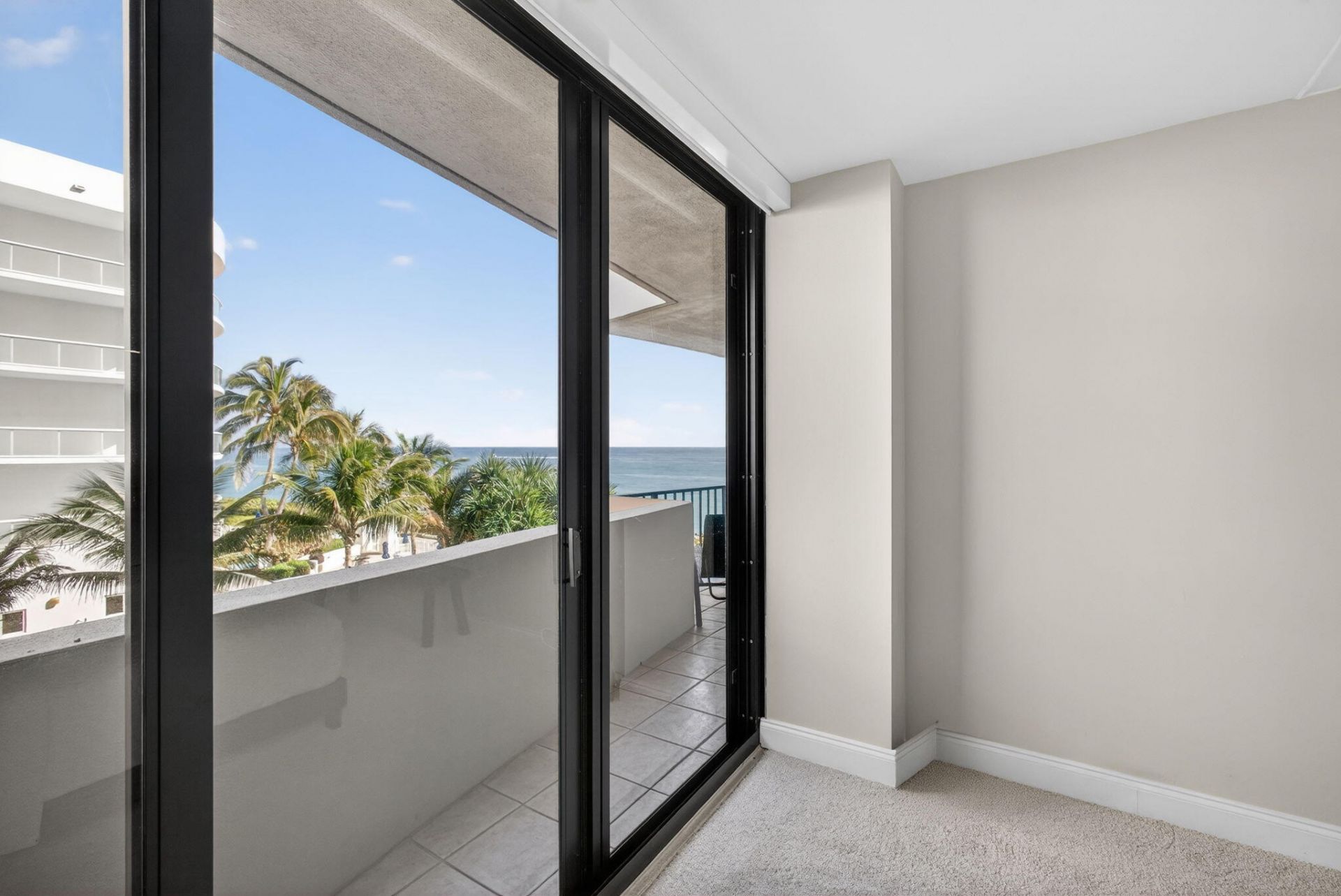 4200 N Ocean Drive, Unit 1-406, Riviera Beach, FL 33404 Photo