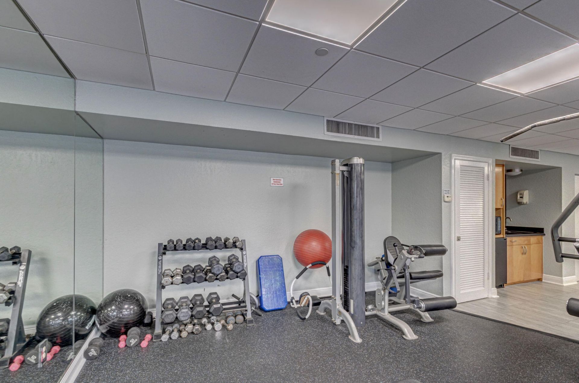 4200 N Ocean Drive, Unit 1-406, Riviera Beach, FL 33404 Photo