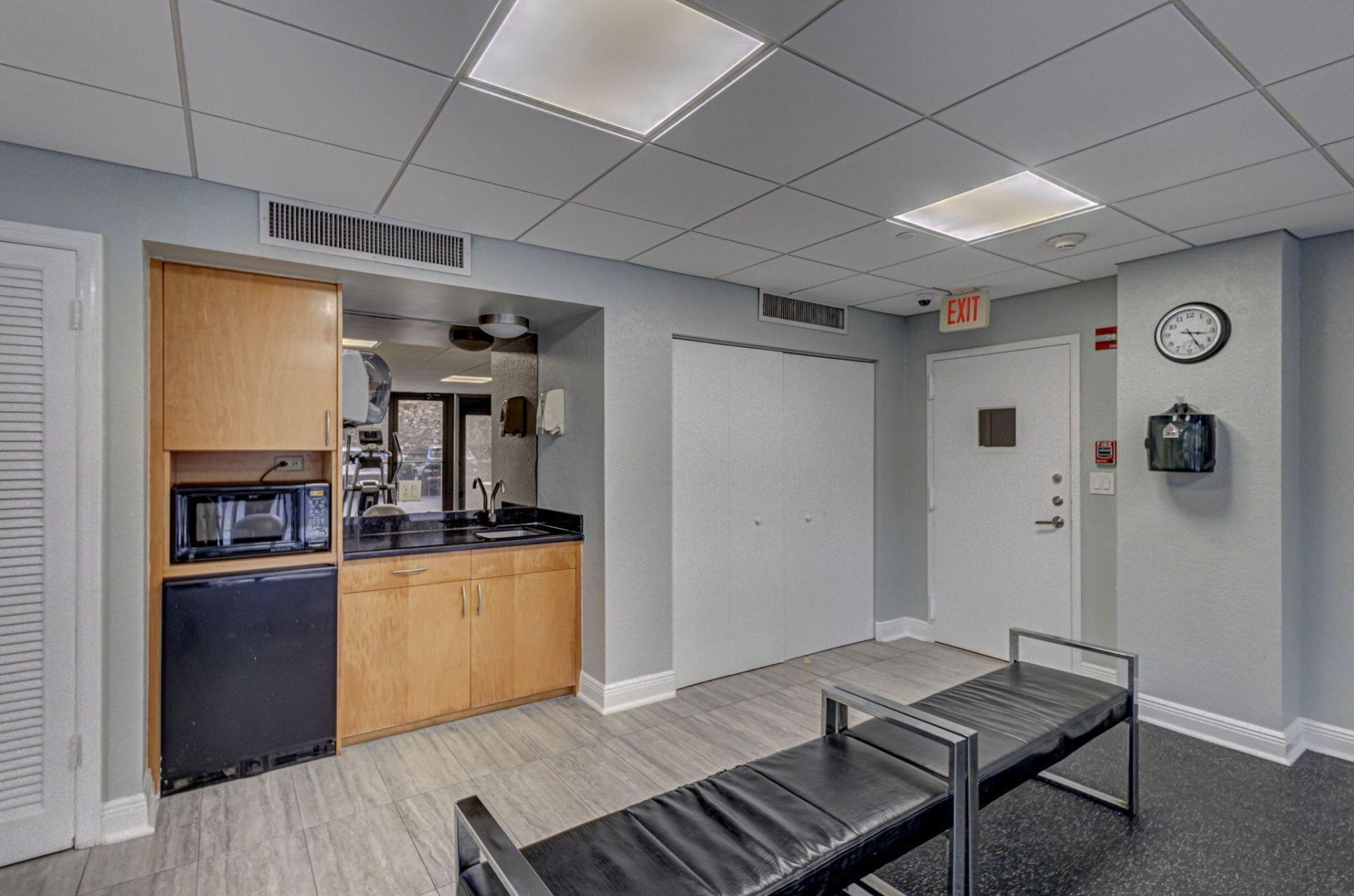 4200 N Ocean Drive, Unit 1-406, Riviera Beach, FL 33404 Photo