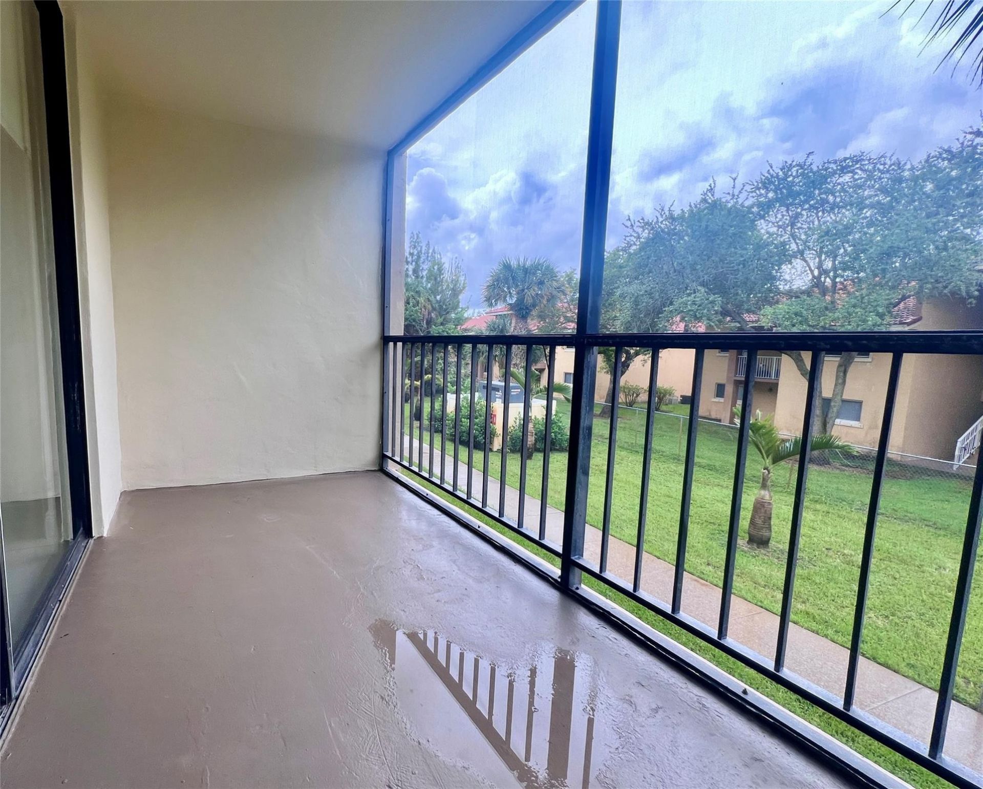 17350 NW 68th Avenue, Unit 400-315, Hialeah, FL 33015 Photo