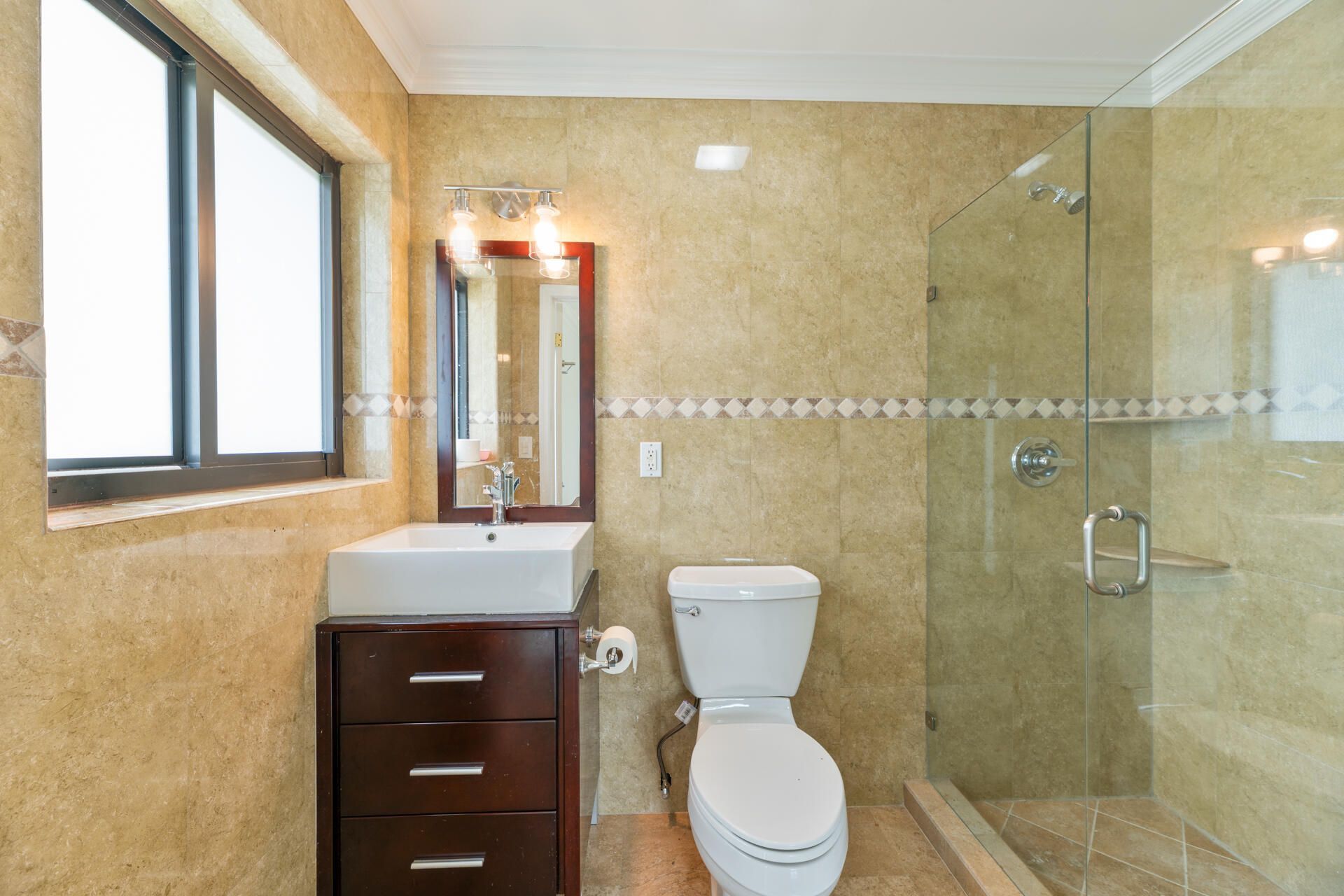 4621 NE 18th Terrace, Fort Lauderdale, FL 33308 Photo