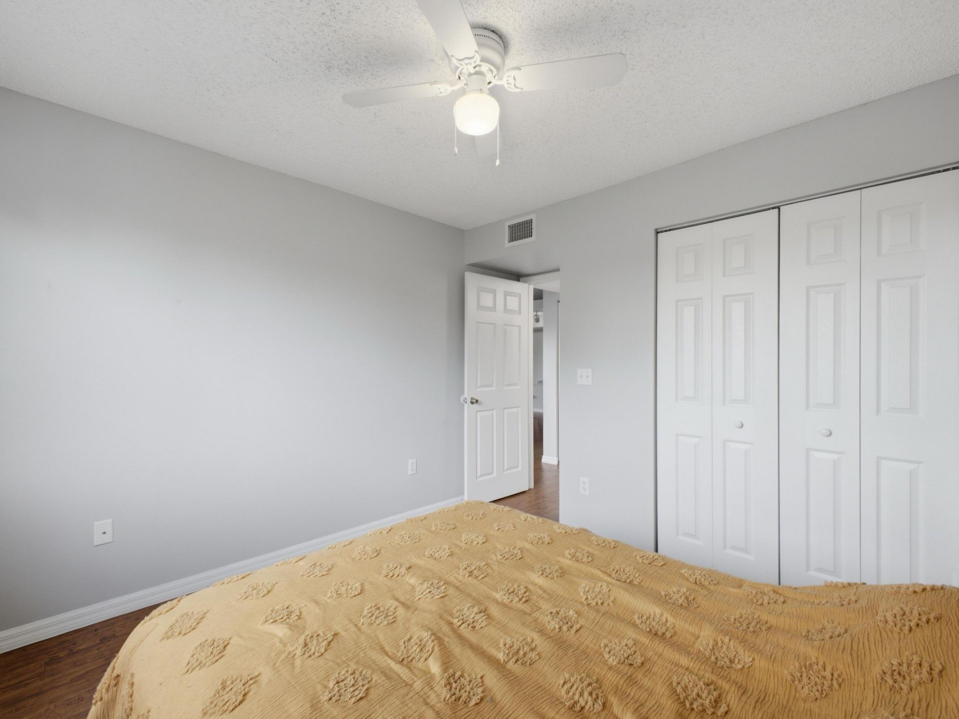 900 Crestwood Court S, Unit 920, Royal Palm Beach, FL 33411 Photo