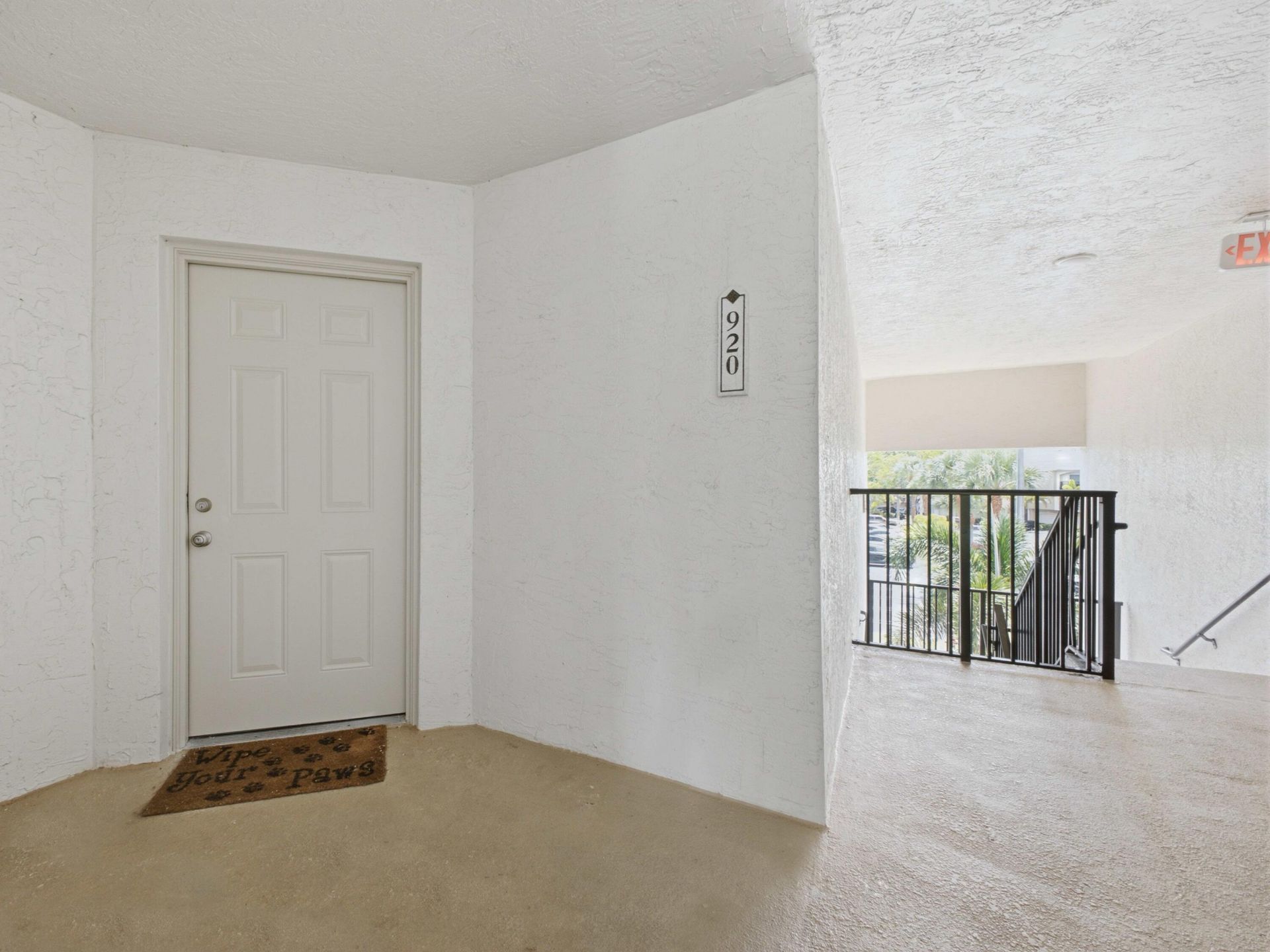 900 Crestwood Court S, Unit 920, Royal Palm Beach, FL 33411 Photo