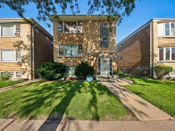 1324 N Laramie Avenue , Chicago, IL 60651