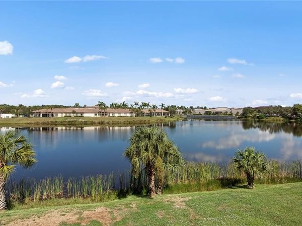 8736 River Homes LN , Unit 7304, BONITA SPRINGS, FL 34135