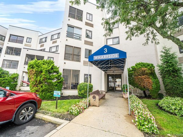 725 Miller Avenue, Unit 333, Freeport, NY 11520