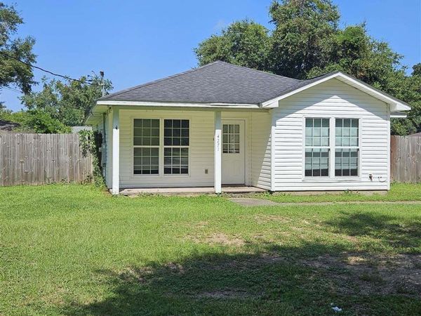 4271 Magnolia Oak St, Pace, FL 32571