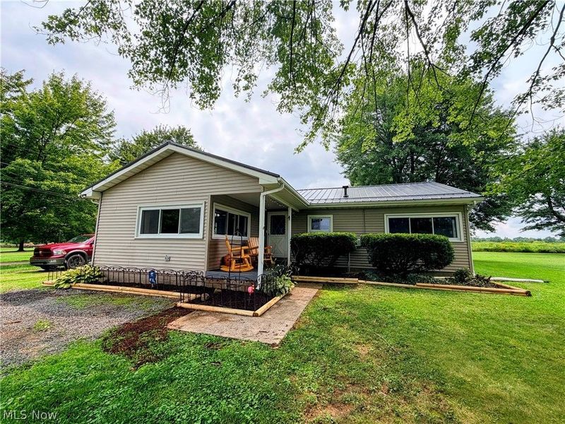 728 Johnson Plank Road NE, Warren, OH 44481 Photo 1