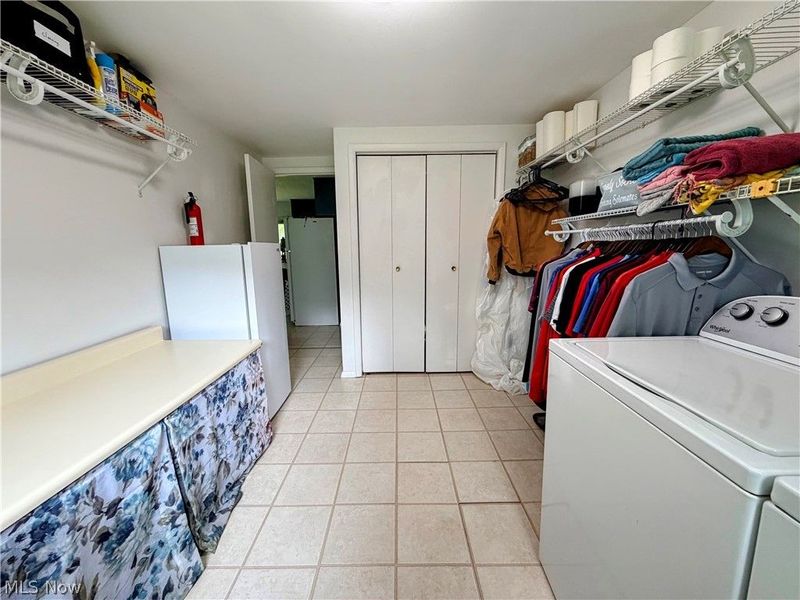 728 Johnson Plank Road NE, Warren, OH 44481 Photo 9