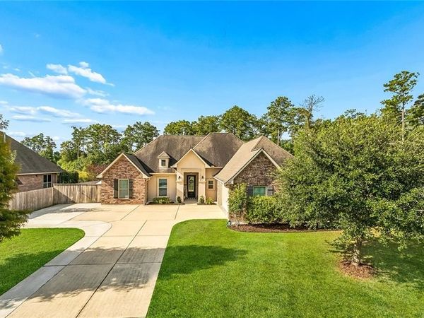 613 ENGLISH OAK Drive, Madisonville, LA 70447