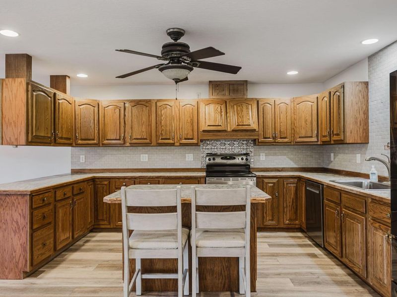 360 W Columbus Street, Lithopolis, OH 43136 Photo 7