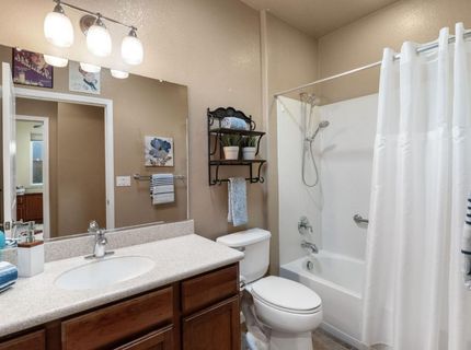 7441 Chatsworth Cir, Elk Grove, CA 95757 Photo