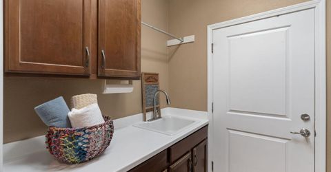 7441 Chatsworth Cir, Elk Grove, CA 95757 Photo