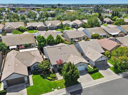7441 Chatsworth Cir, Elk Grove, CA 95757 Photo