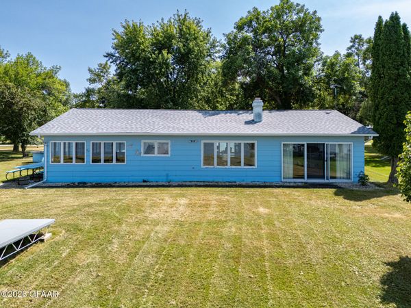 11842 LAKE Street SE, Mentor, MN 56736