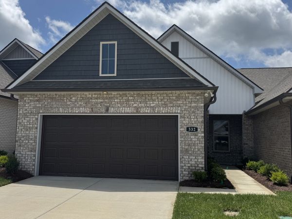 532 W Foxrun , Springfield, TN 37172