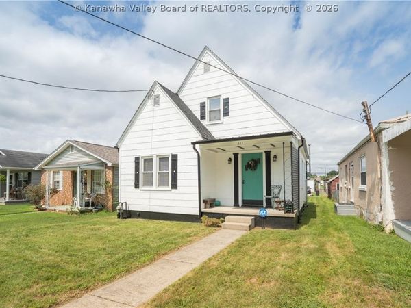 553 19th Street, Dunbar, WV 25064