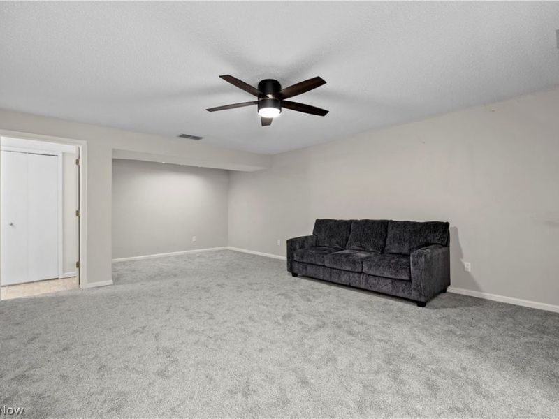 4648 Oak Point Road, Lorain, OH 44053 Photo 24