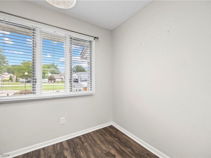 4648 Oak Point Road, Lorain, OH 44053 Photo 3