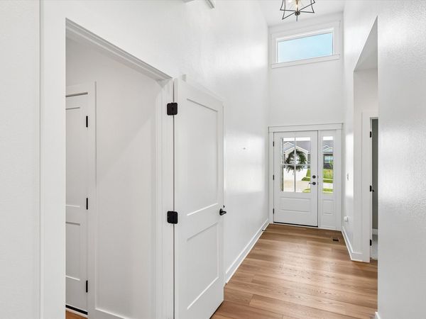 875 NW Frescott Circle, Waukee, IA 50263