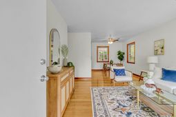 1204 Midvale Avenue photo 4