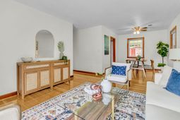 1204 Midvale Avenue photo 4