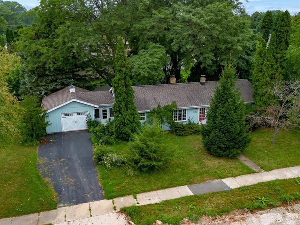 1905 N ALEXANDER STREET, Appleton, WI 54911