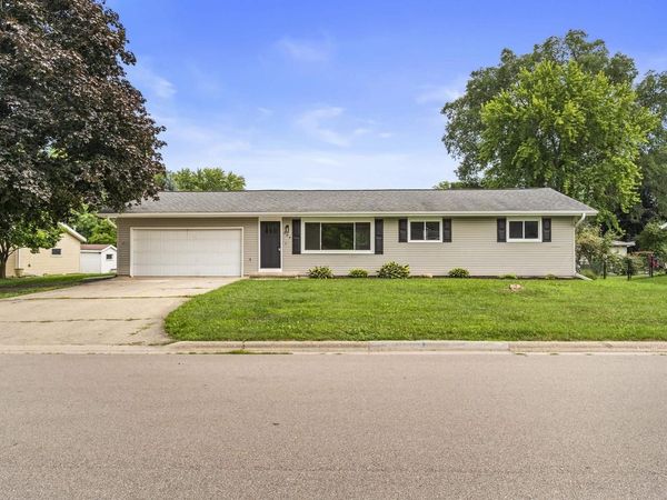 209 N 7TH AVENUE, Winneconne, WI 54986