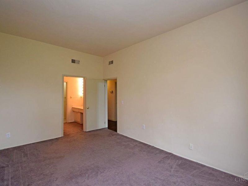 945 Parkside Place, Cincinnati, OH 45202 Photo 22