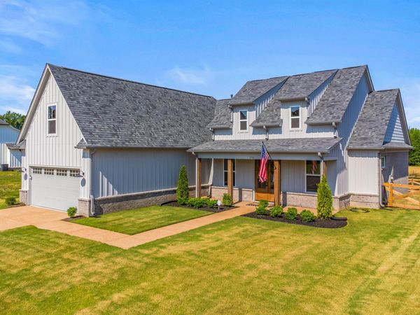 230 HIGHLAND PARK CV, Oakland, TN 38060