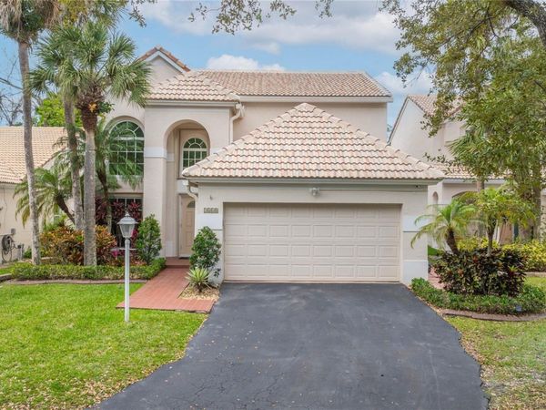3668 Wilderness Way, Coral Springs, FL 33065