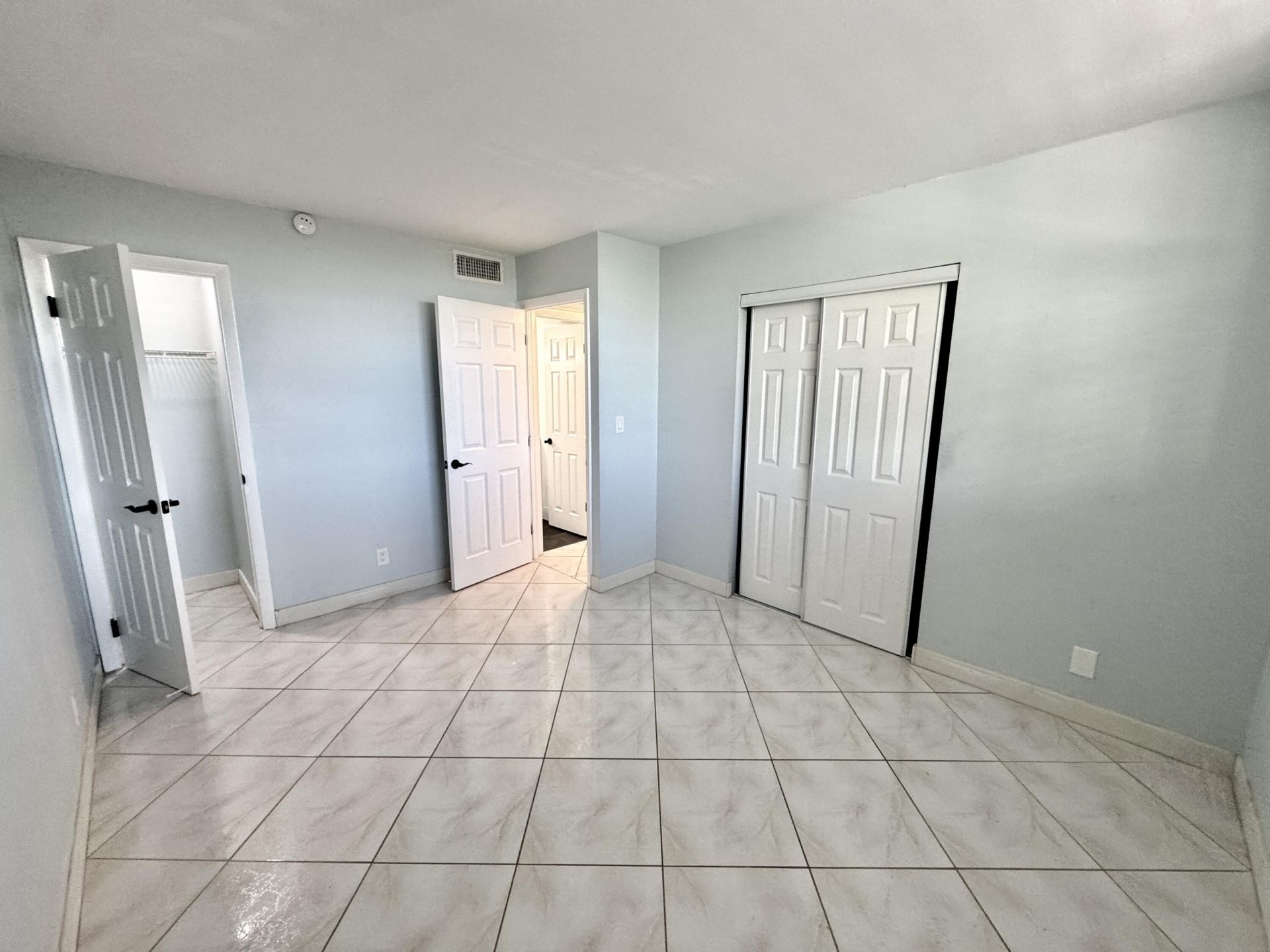 801 N Ocean Boulevard, Unit 202, Pompano Beach, FL 33062 Photo
