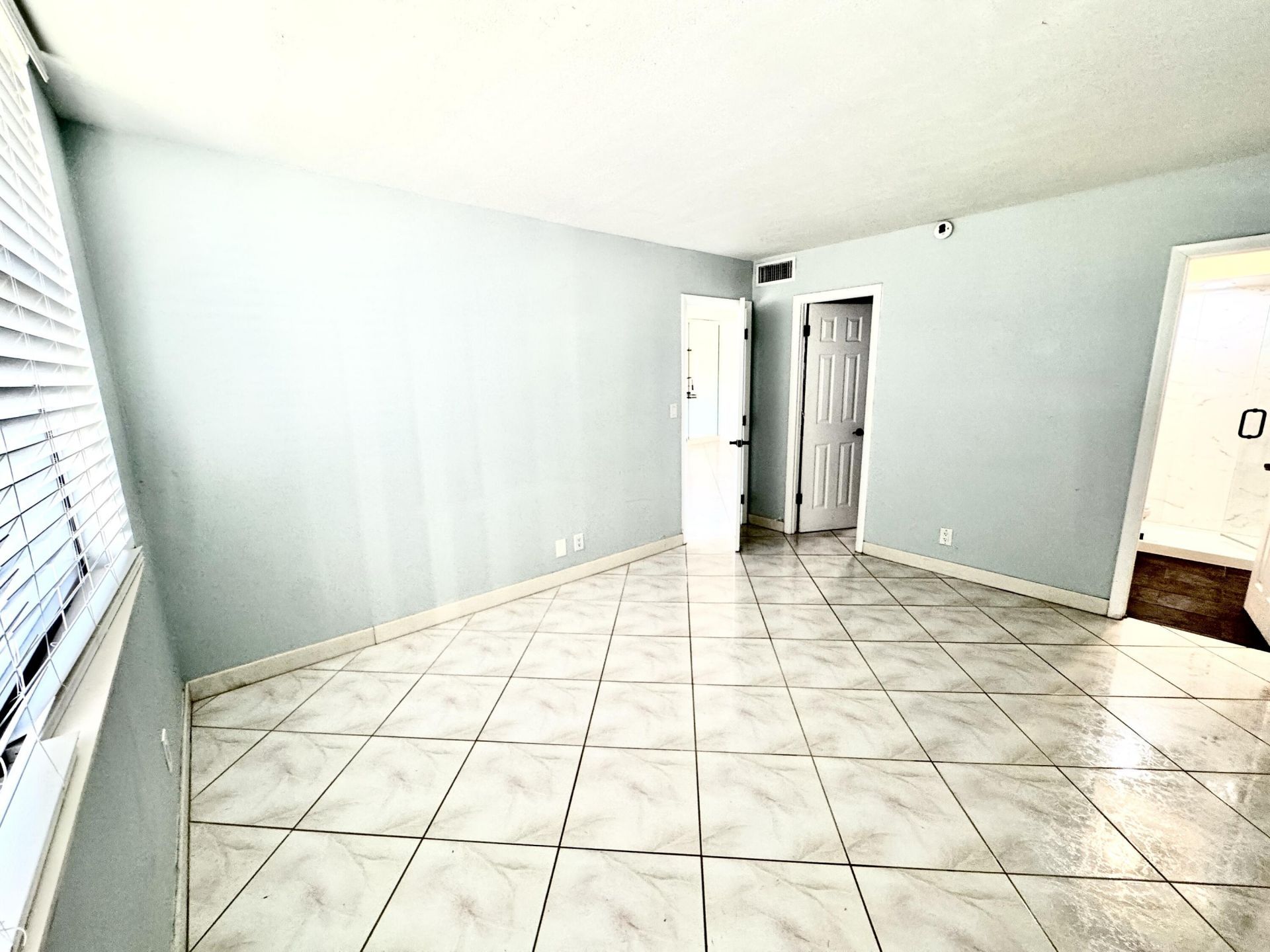 801 N Ocean Boulevard, Unit 202, Pompano Beach, FL 33062 Photo