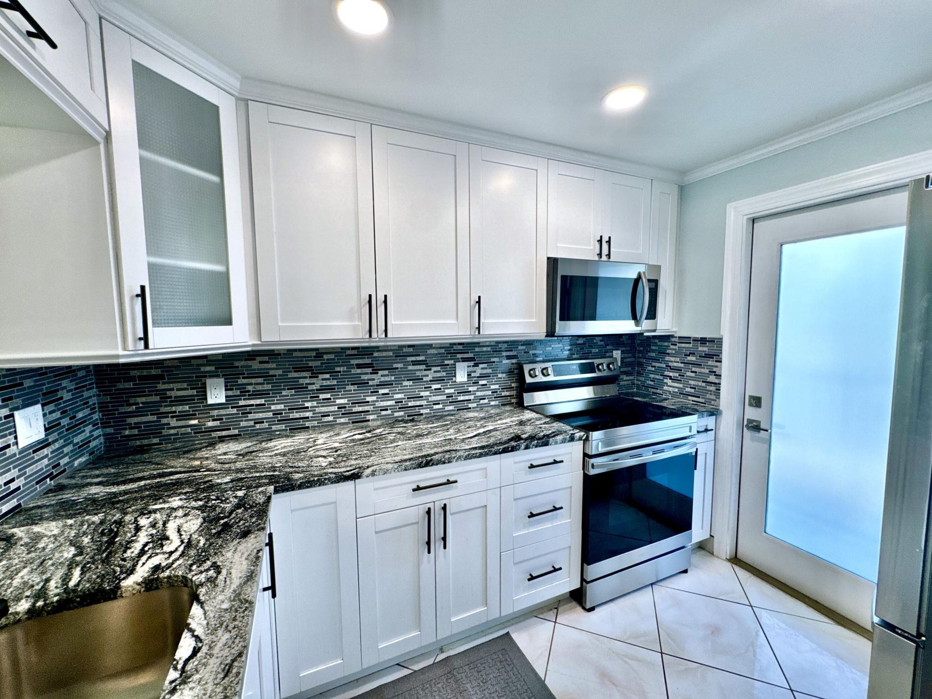 801 N Ocean Boulevard, Unit 202, Pompano Beach, FL 33062 Photo