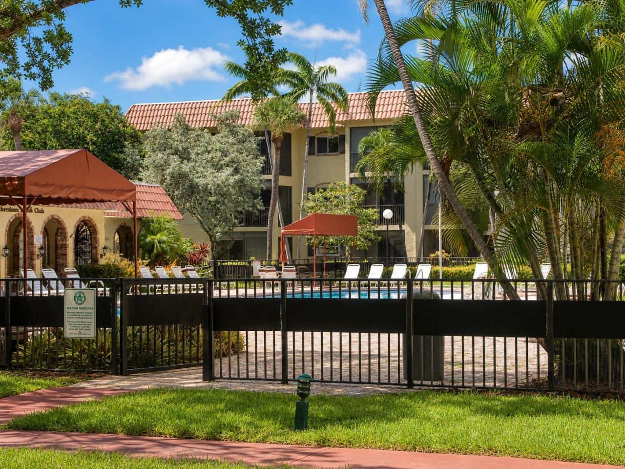 257 S Cypress Road, Unit 406, Pompano Beach, FL 33060 Photo