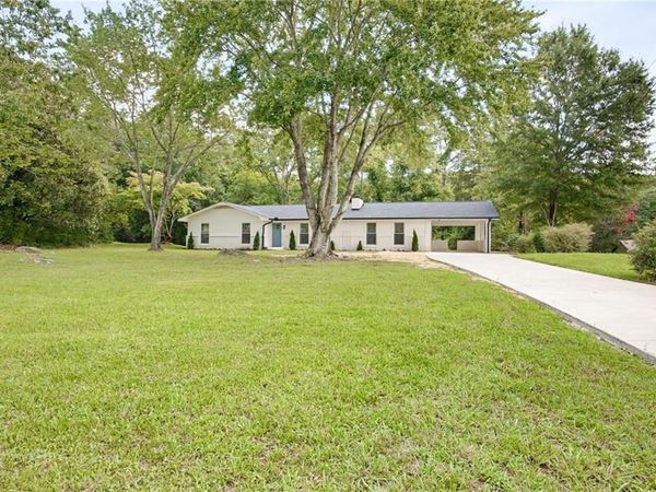 546 Fieldwood Drive NW, Adairsville, GA 30103