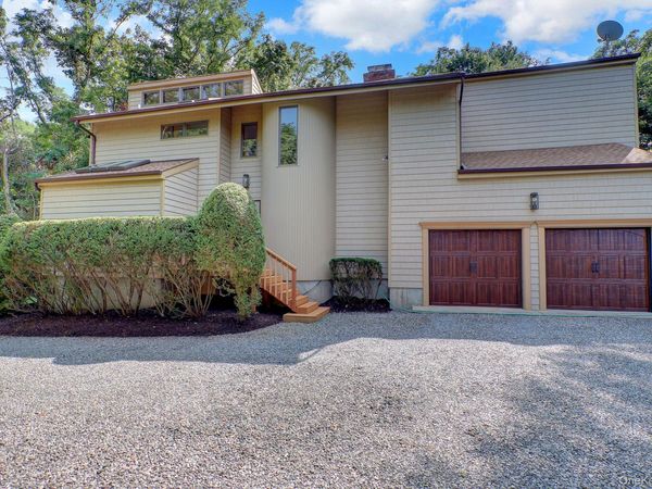64 Fort Salonga Road , Northport, NY 11768