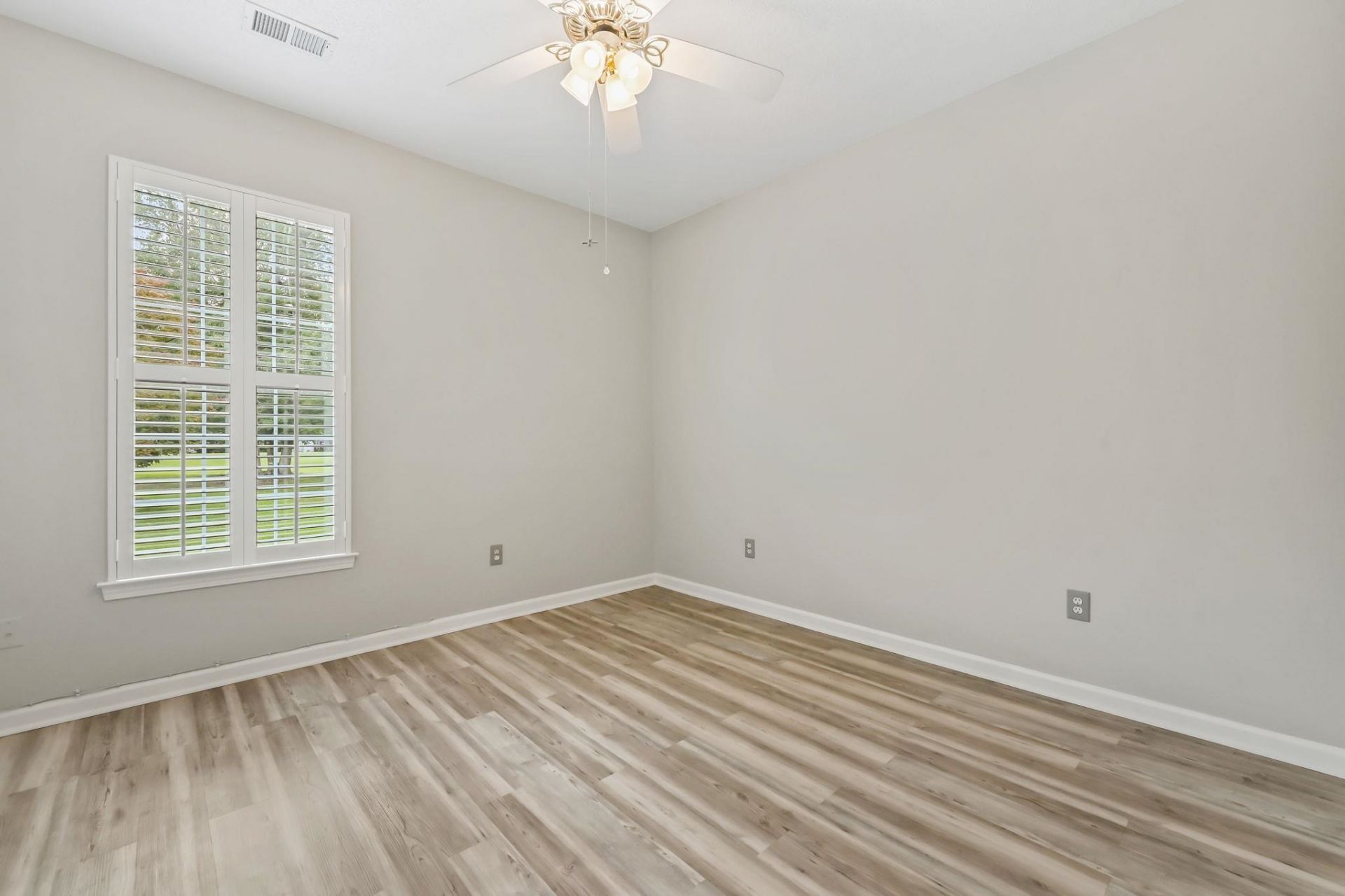 1722 Hagen Ct. Photo 7