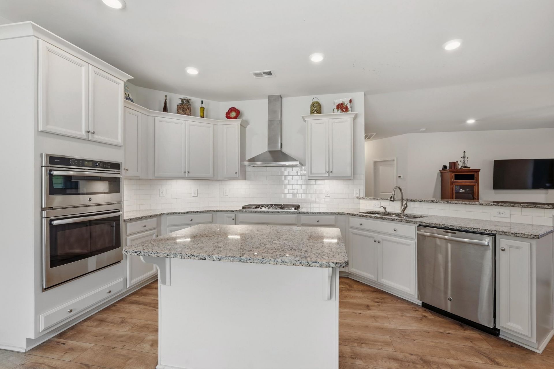1208 Wood Stork Dr. Photo 15
