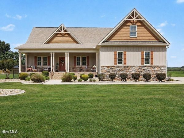 125 Tedpace Street, Princeton, NC 27569