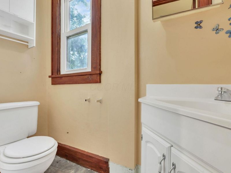 597 N Cedar Street, Newark, OH 43055 Photo 17