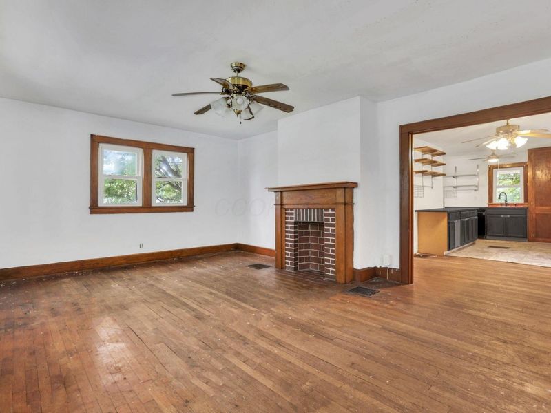 597 N Cedar Street, Newark, OH 43055 Photo 6