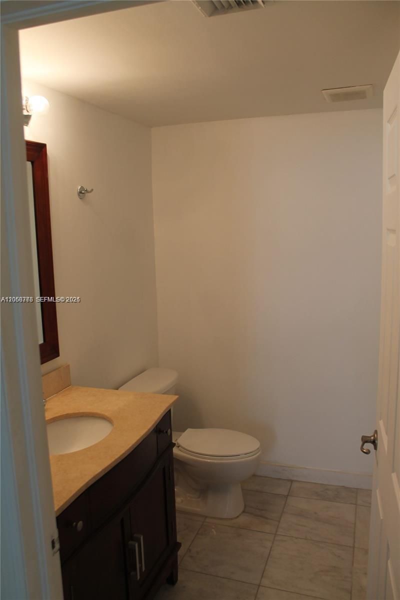 10770 NW 74th Ln , Doral, FL 33178 Photo