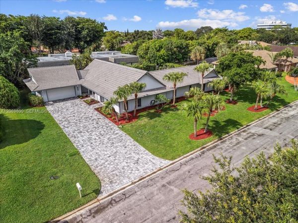 9220 NW 15th St , Coral Springs, FL 33071