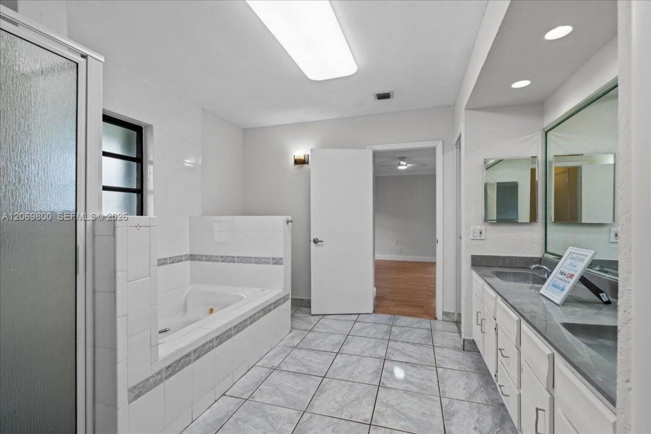 9220 NW 15th St , Coral Springs, FL 33071 Photo