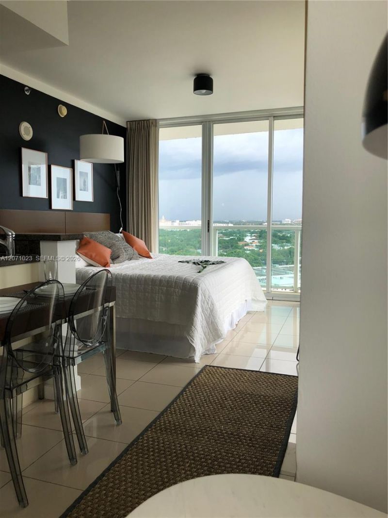 2889 Mcfarlane Rd , Unit 1610, Miami, FL 33133 Photo