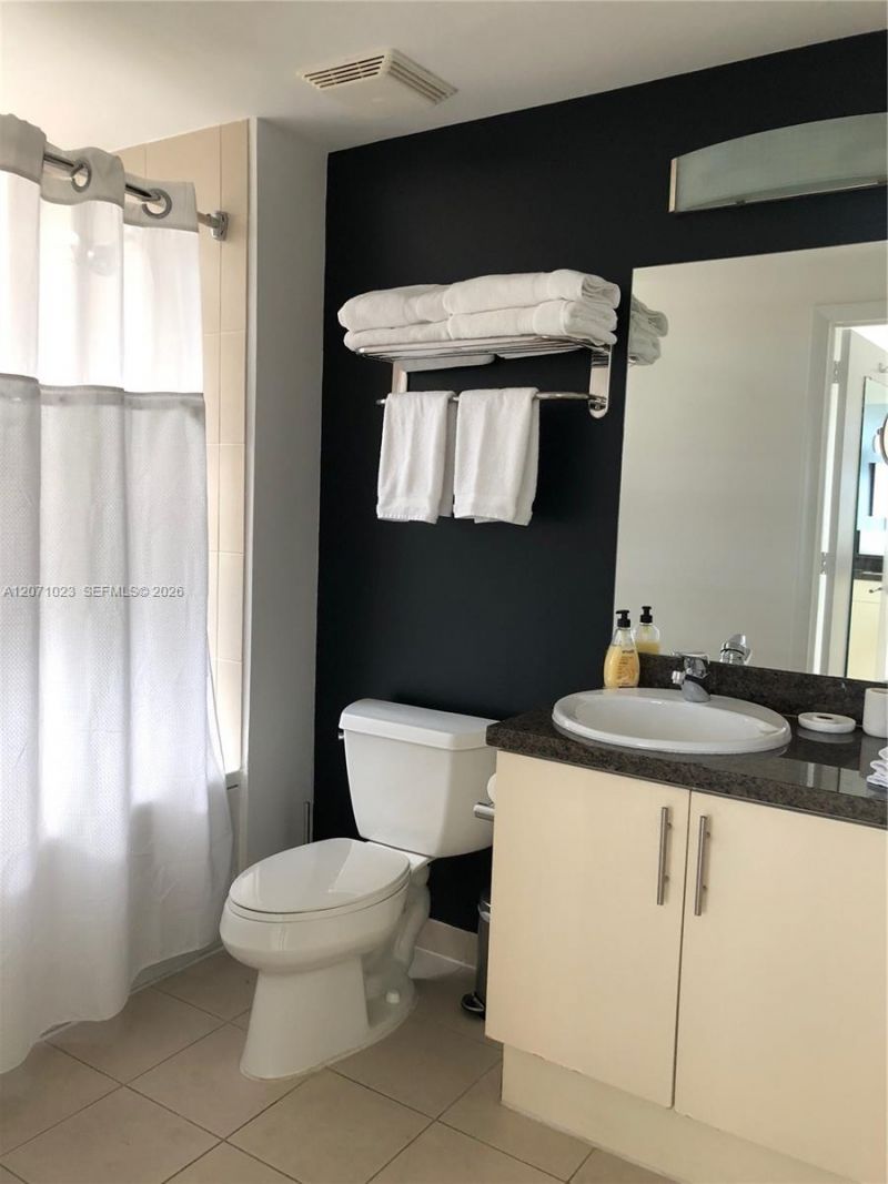 2889 Mcfarlane Rd , Unit 1610, Miami, FL 33133 Photo