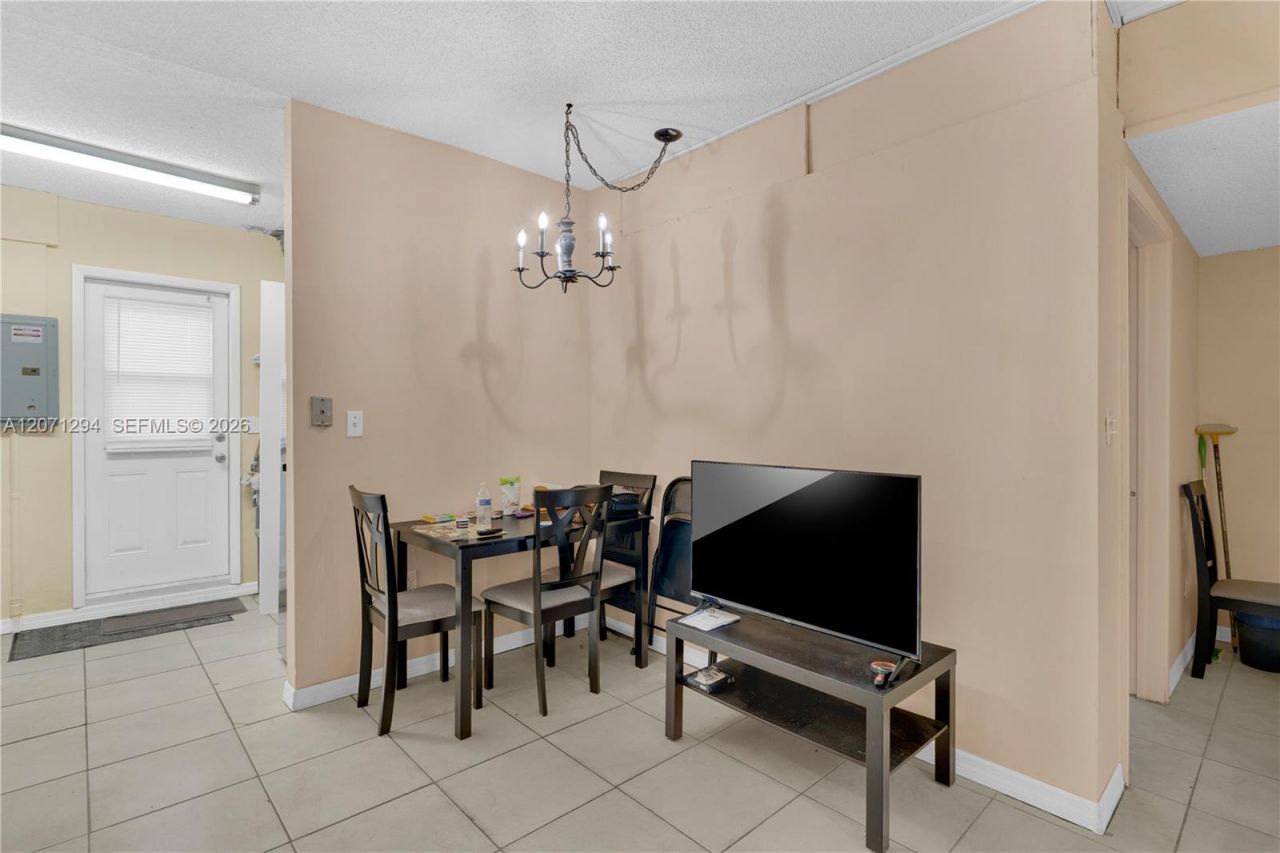 12900 SW 81st St , Miami, FL 33183 Photo