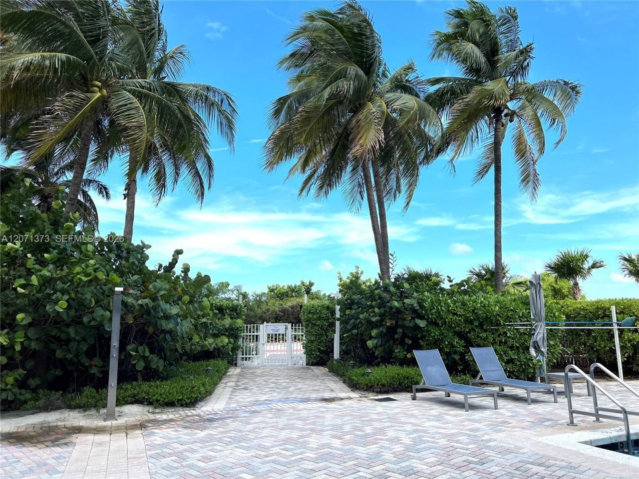 6515 Collins Ave , Unit 1801, Miami Beach, FL 33141 Photo