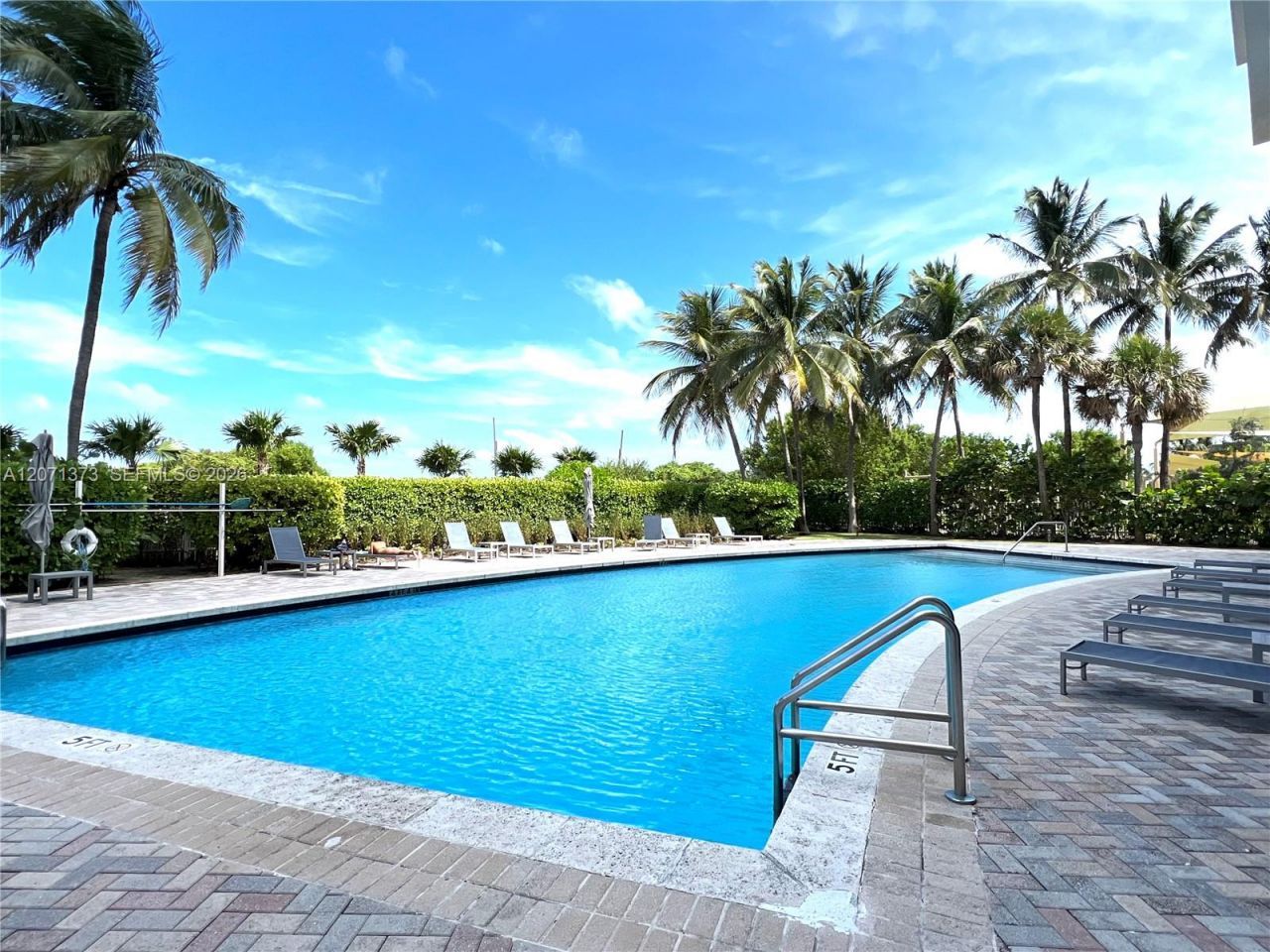 6515 Collins Ave , Unit 1801, Miami Beach, FL 33141 Photo